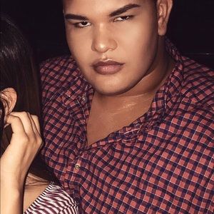 Men’s Plaid Short Sleeve Button Down